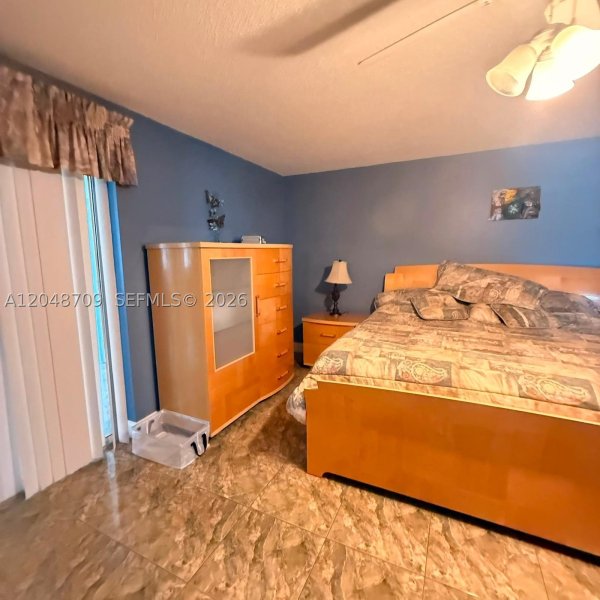 Apartment for rent at Le Frontenac 206