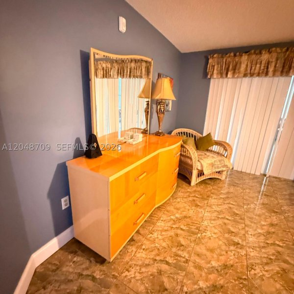 Apartment for rent at Le Frontenac 206