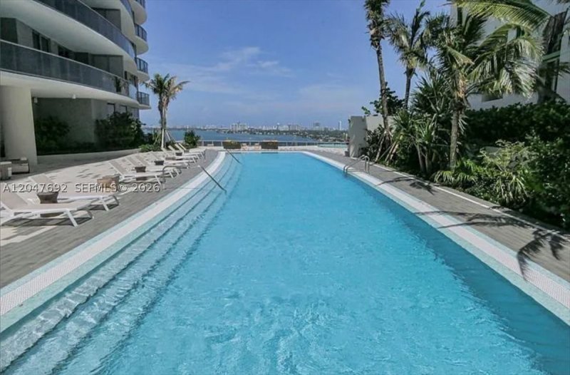 Condo for sale at Aria on The Bay 1806