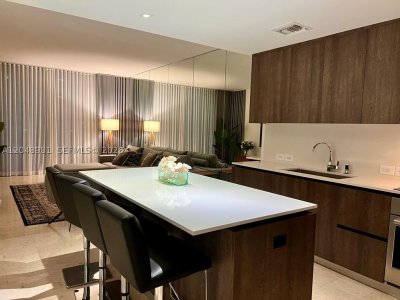 Brickell City Centre Rise Apt #808