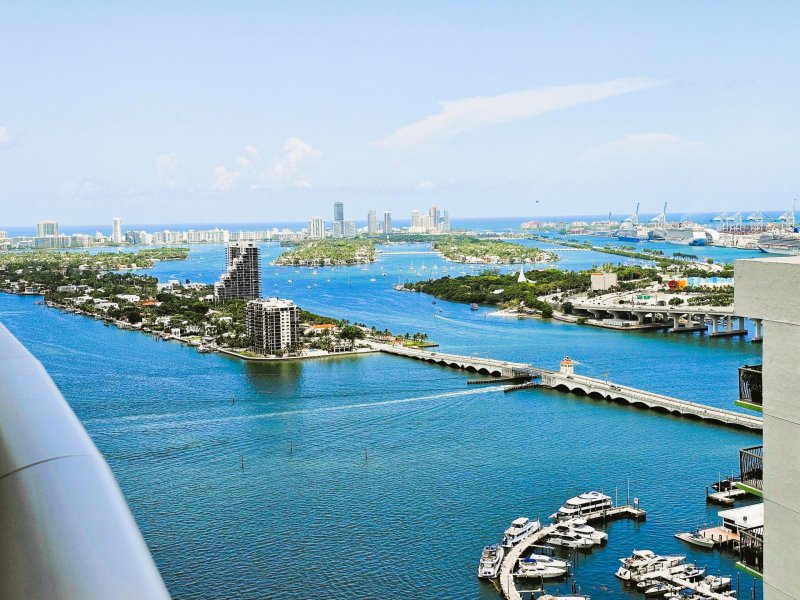 Condo for sale at Aria on The Bay Apt 3508