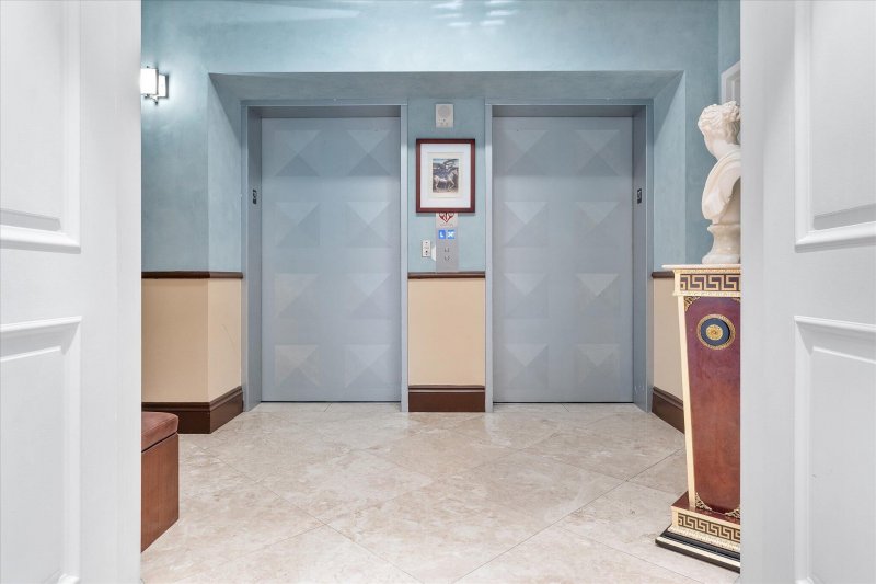 Comprar apartamento no Ocean Palms 2707
