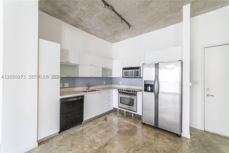 Loft Downtown I Apt #305