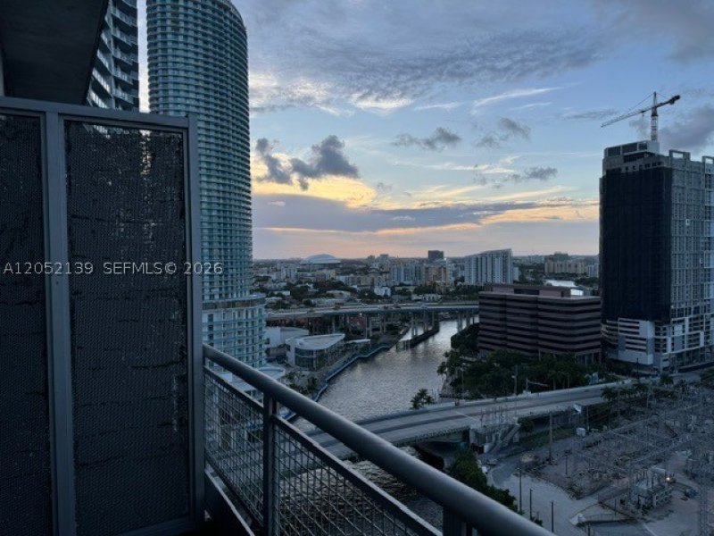 Apartment for rent at Neo Vertika Brickell 2307