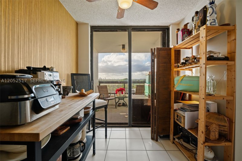 Condo for sale at Club Atlantis 1002