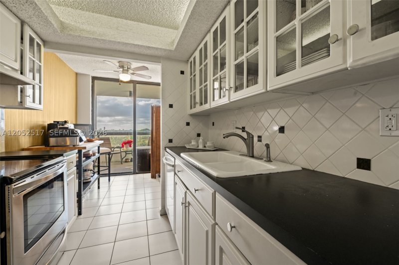 Condo for sale at Club Atlantis 1002