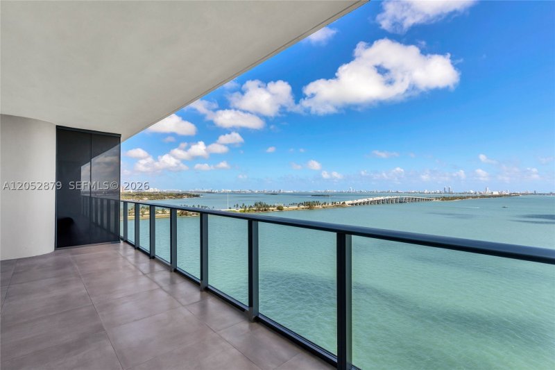 One Paraiso Apt #1203