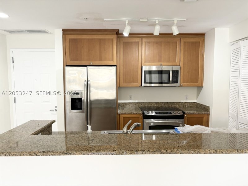 Property photo # 9