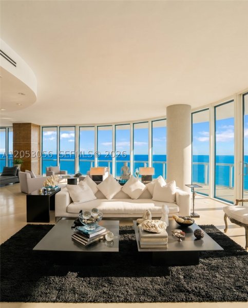 Comprar apartamento en Continuum I South 2905