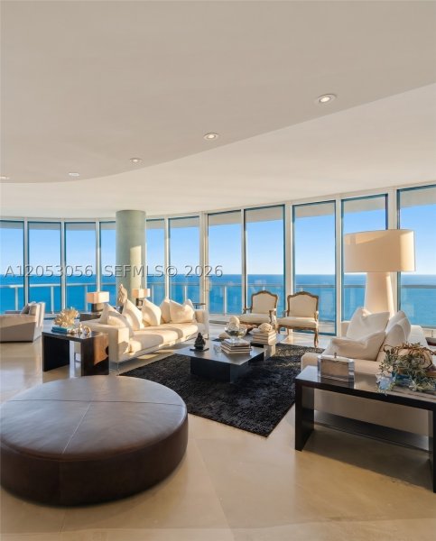 Comprar apartamento en Continuum I South 2905