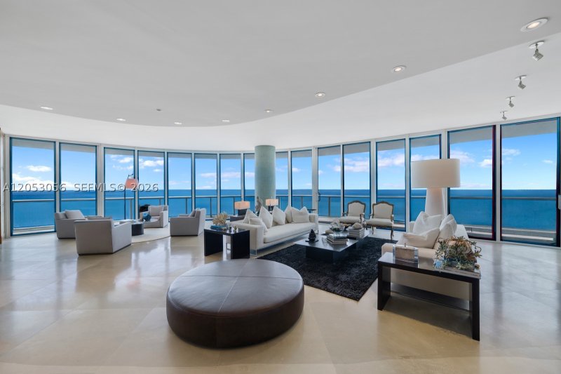 Comprar apartamento en Continuum I South 2905