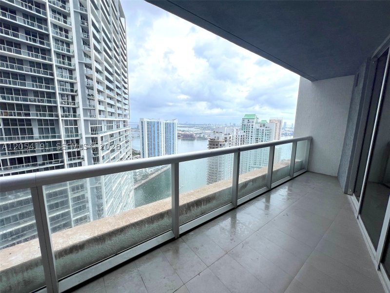 Comprar apartamento en Icon Brickell Tower II 4208
