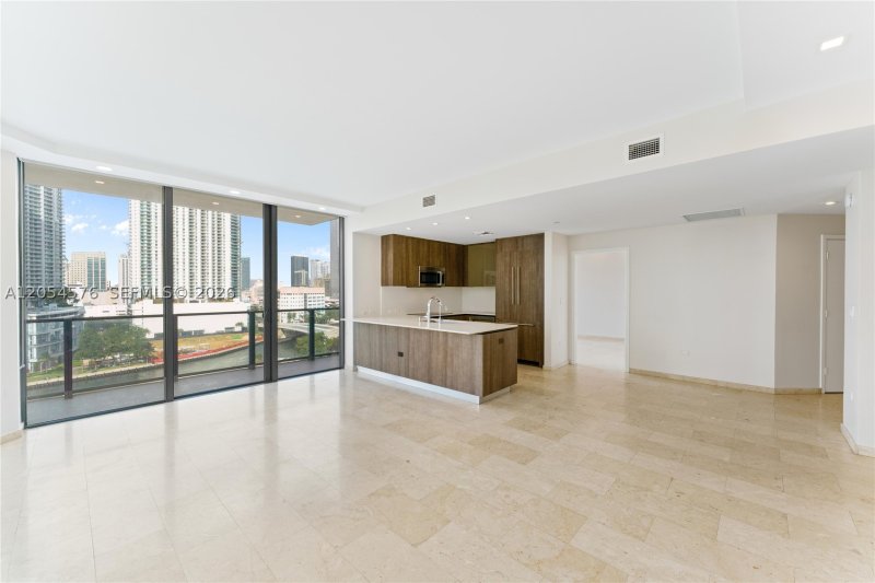 Apartment for rent at Brickell City Centre Rise 712