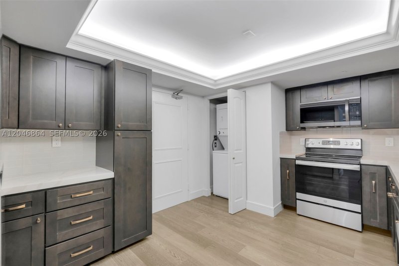 Condo for sale at The Tower at Port Royale 205