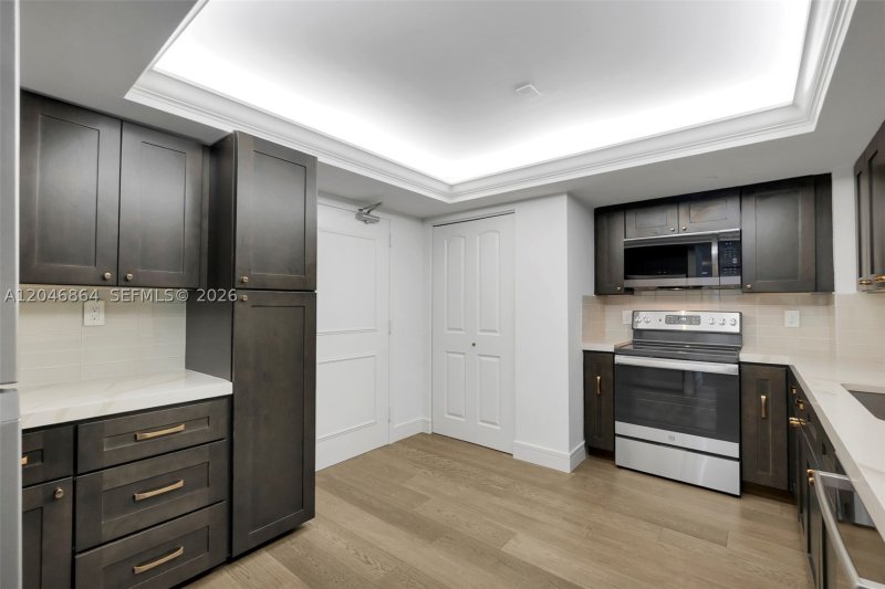 Condo for sale at The Tower at Port Royale 205