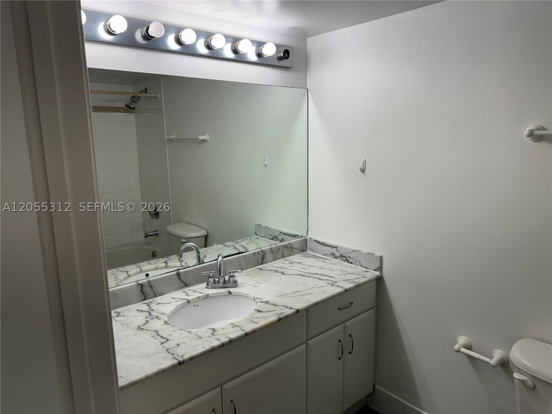 Apartment for rent at The Club At Brickell Bay 2310