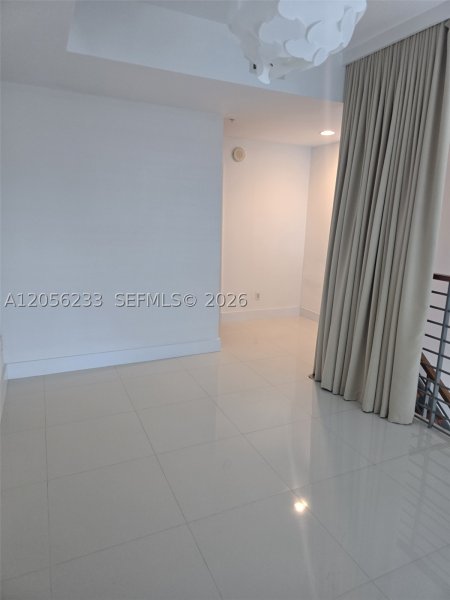 Apartment for rent at Infinity on Brickell 2810
