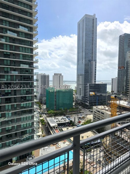 Apartment for rent at Infinity on Brickell 2810