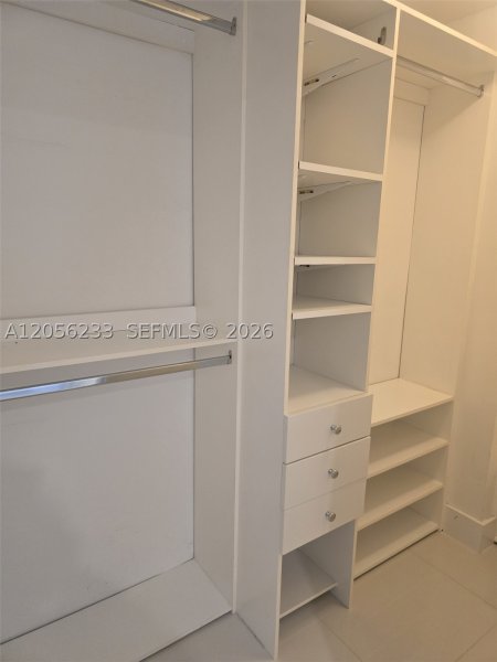 Apartment for rent at Infinity on Brickell 2810