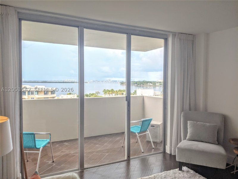 Apartment for rent at Island Terrace 8K