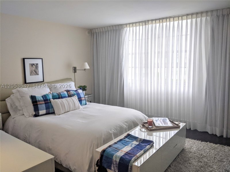 Apartment for rent at Island Terrace 8K