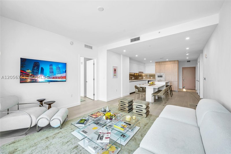 Apartment for rent at La Baia South PH809