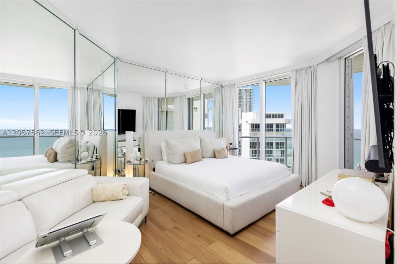 Comprar apartamento no Oceania 2 OS25