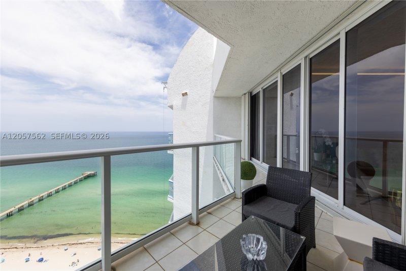 Comprar apartamento no Oceania 2 OS25