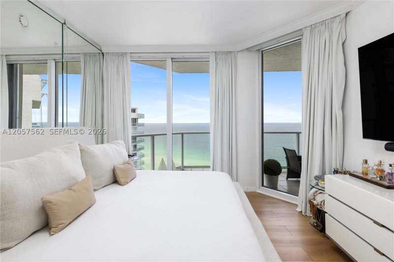 Comprar apartamento no Oceania 2 OS25