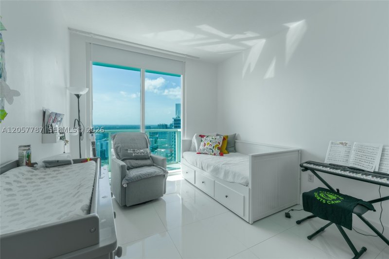 Property photo # 4
