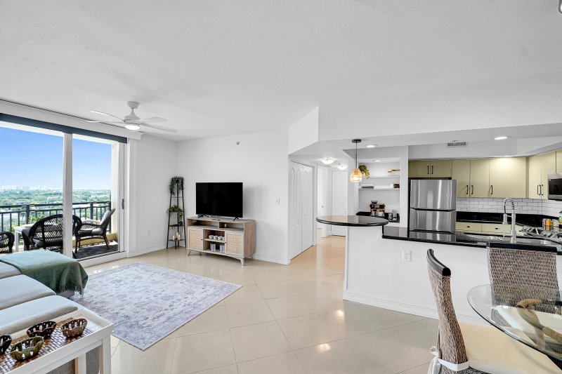 Waverly Las Olas Apt #1410