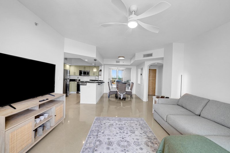 Condo for sale at Waverly Las Olas 1410