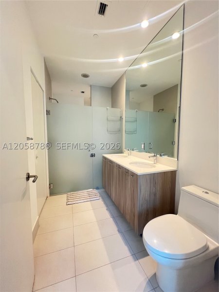 Aluguel de apartamento no Paraiso Bayviews 202