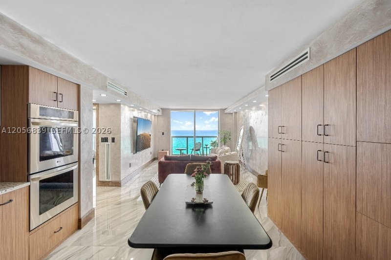 Comprar apartamento en Royal Club Condo 1603