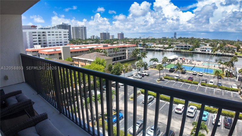 Apartment for rent at Avant Garde 702