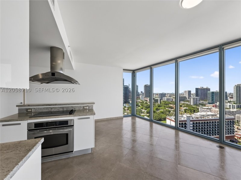 Aluguel de apartamento no Blue Condominium 2401