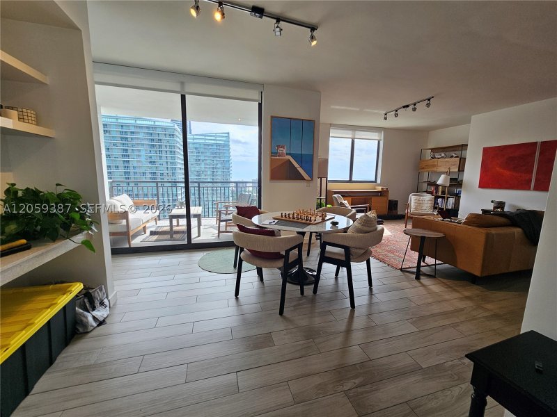 Comprar apartamento no Nine at Mary Brickell Village 3004