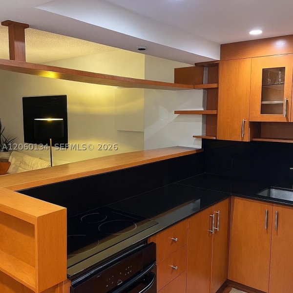 Condo for sale at El Dorado 1805