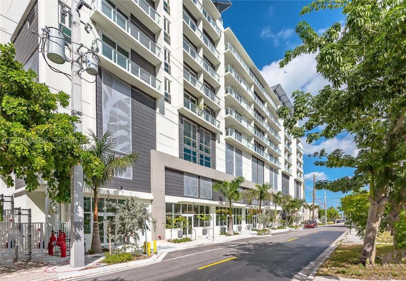Apartment for rent at 26 Edgewater 609