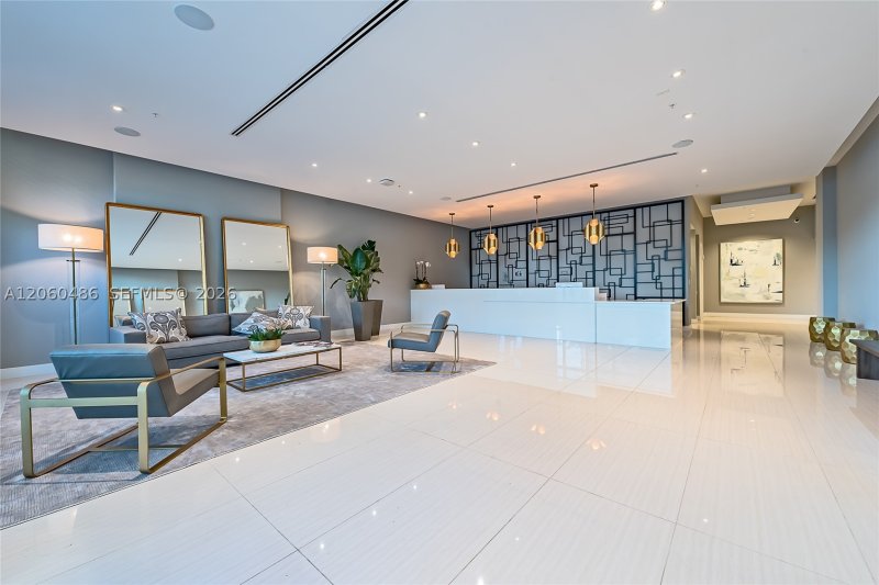 Apartment for rent at 26 Edgewater 609