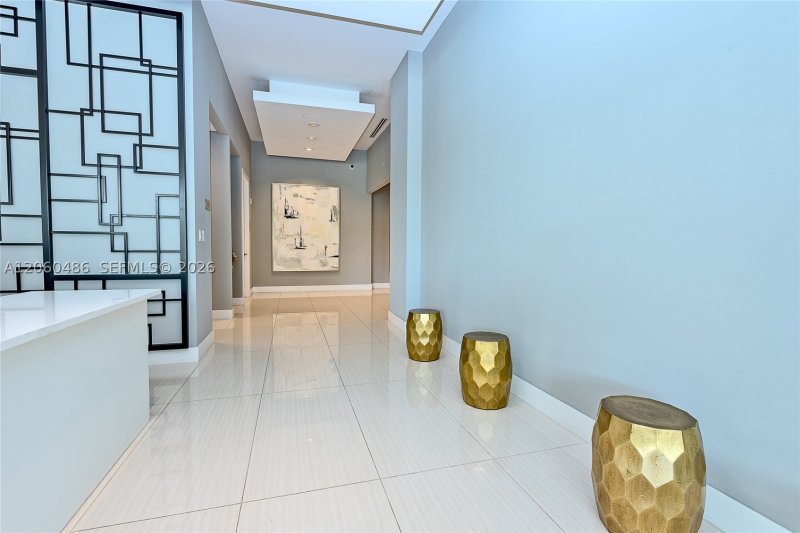 Apartment for rent at 26 Edgewater 609