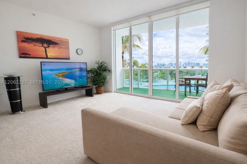 Property photo # 4