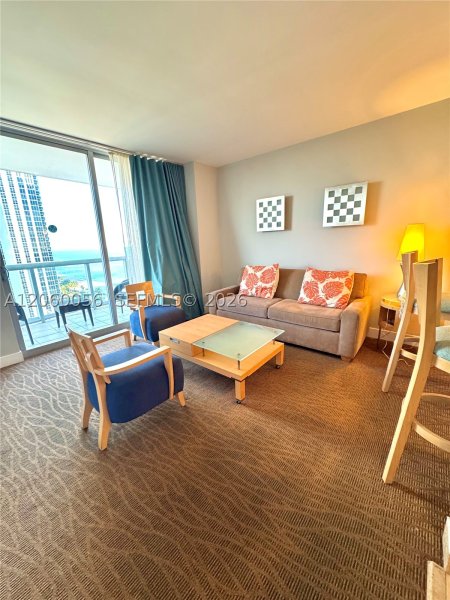Condo for sale at M Residence Le Meridian 2006