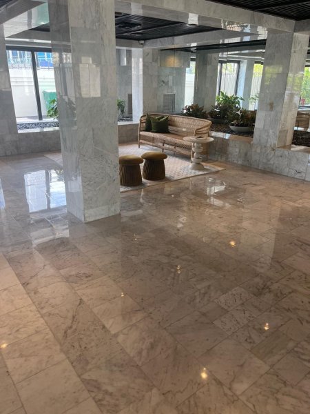 Alquiler de apartamento en Galeria Condominiums 202A