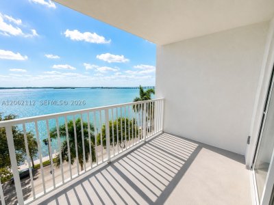 Bayshore Place Apt #702E
