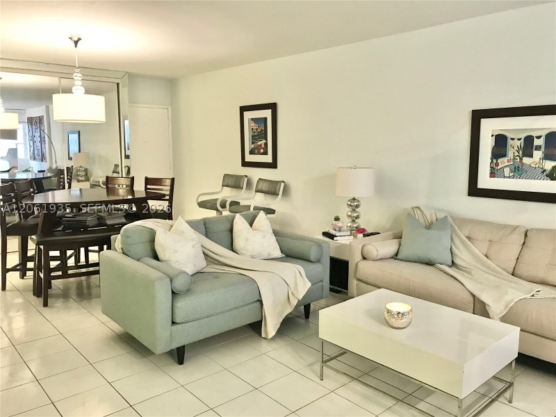 Comprar apartamento en Carriage Club North 518