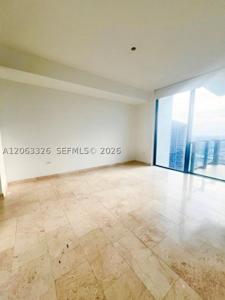 Comprar apartamento no Brickell City Centre Reach 3810