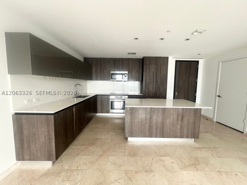 Comprar apartamento no Brickell City Centre Reach 3810