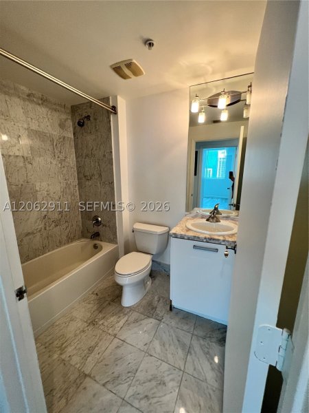 Condo for sale at Vizcayne Everglades On The Bay 2609