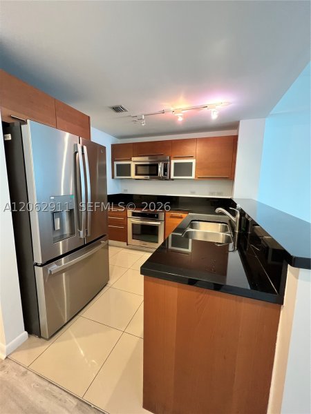 Condo for sale at Vizcayne Everglades On The Bay 2609